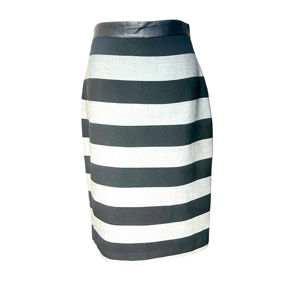 Banana Republic Dresses & Skirts - Banana Republic pencil skirt